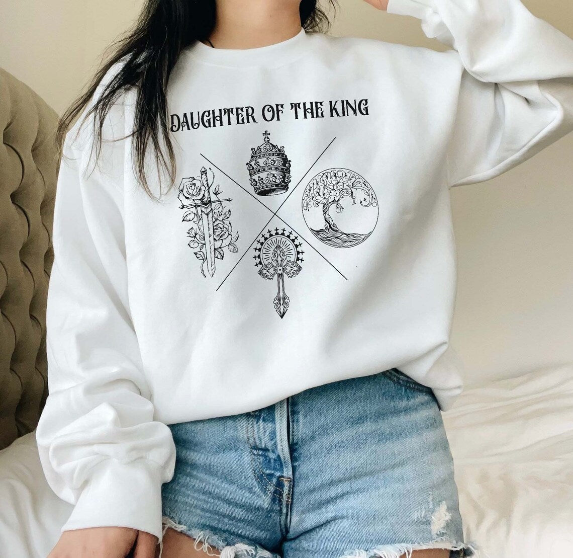 Daughter of the King Sweatshirt Christian Hoodie, Bible Verse Shirt, Christian Shirt, God Apparel, Scripture Clothing,aesthetic Streetwear