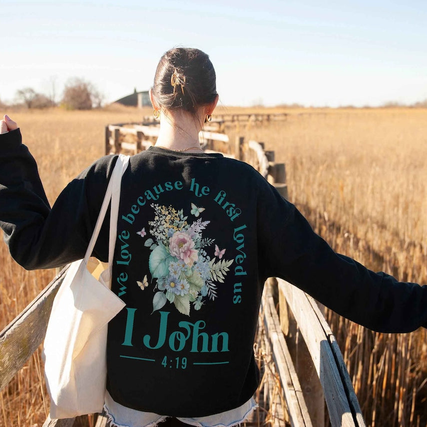 Aesthetic Christian Sweatshirt, Women's Religious Shirt, Bible Verse Hoodie, Catholic Gifts, Christian Gifts