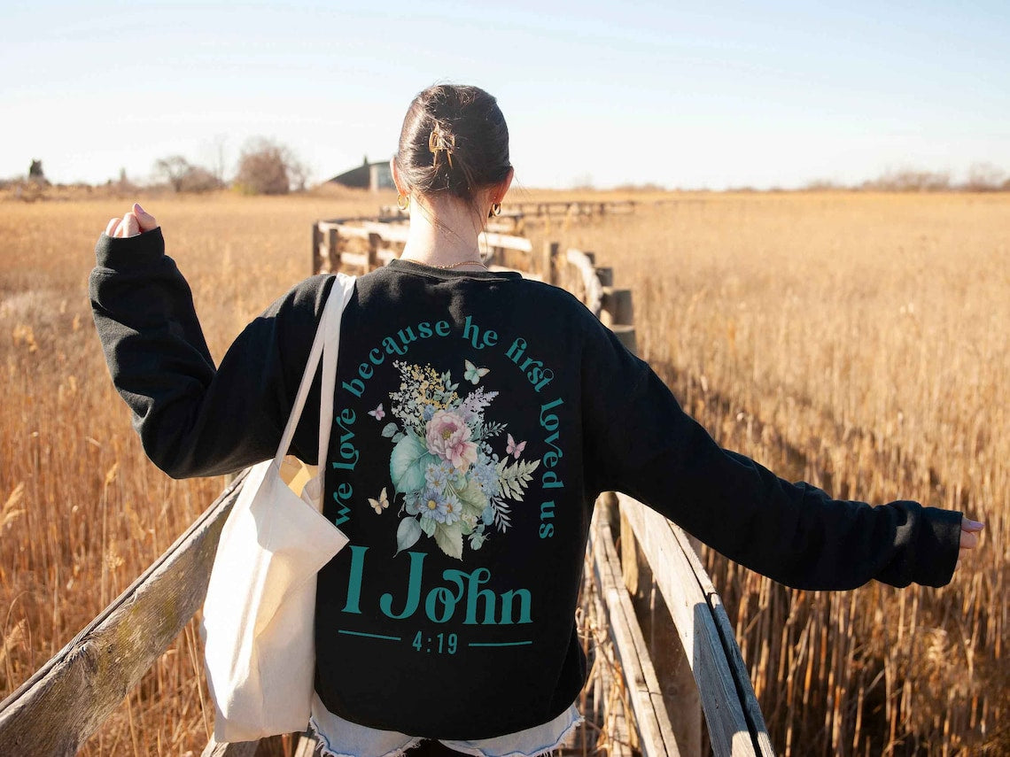 Aesthetic Christian Sweatshirt, Women's Religious Shirt, Bible Verse Hoodie, Catholic Gifts, Christian Gifts