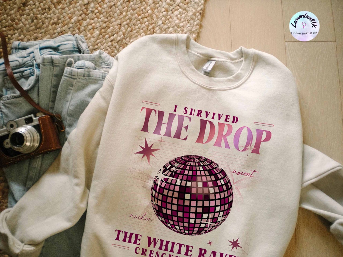 Crescent City Fan Sweatshirt, I Survived the Drop Shirt, SJM Booktok Merch, the White Raven, House of Earth and Blood