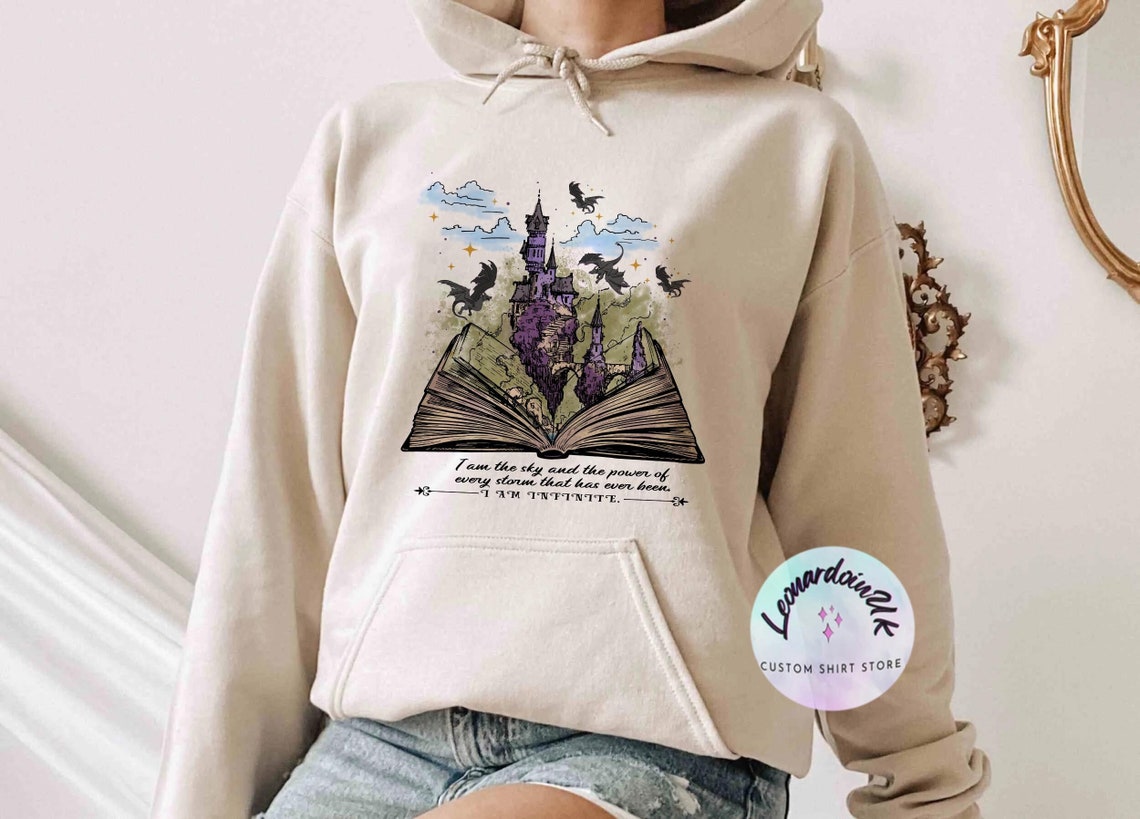 I Am the Sky Hoodie, Vintage Basgiath War College Shirt, Fourth Wing, Dragon Rider Violet Sorrengail, Bookish the Empyrean Series Hoodie