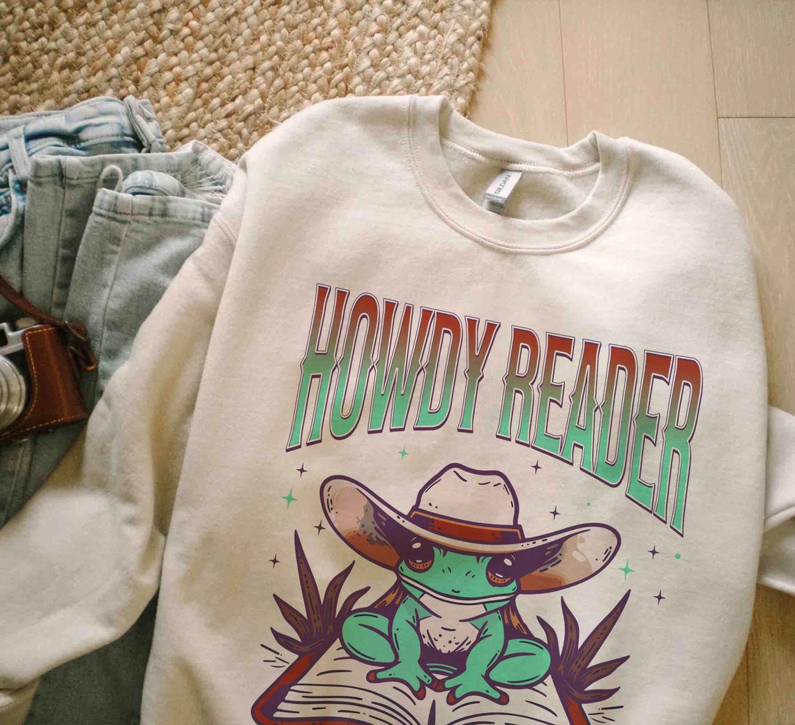 Howdy Reader Frog, Country Bookish Sweatshirt, Frog Book Lover, Cowgirl Frog Book Worm, Bookish Frog Shirt, Bookish Gift