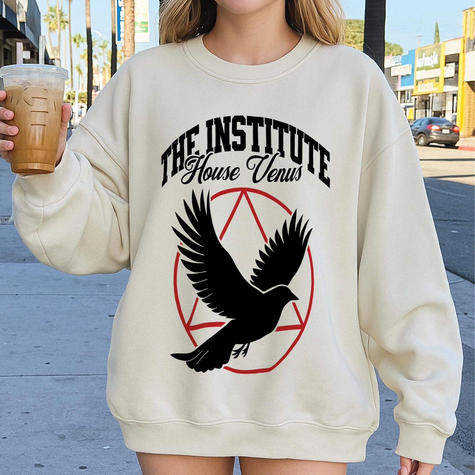 Red Rising Hoodie, the Institute, House Venus, Howler Shirt, Sevro, Omnis Vir Lupus,